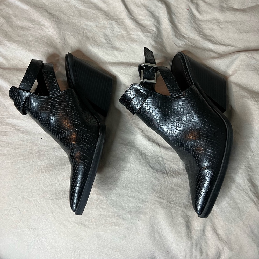 Express Black Textured Leather Boots Size 8